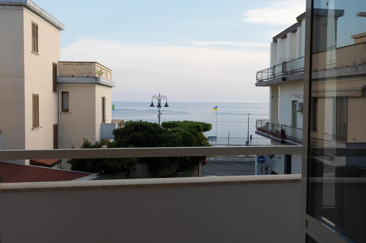 B&B Lungomare Діаманте Екстер'єр фото